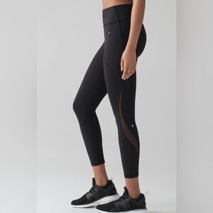 Lululemon Invigorate 7/8 Tight Leggings in Black